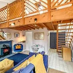 Apartman Fifth Milestone Annexe *